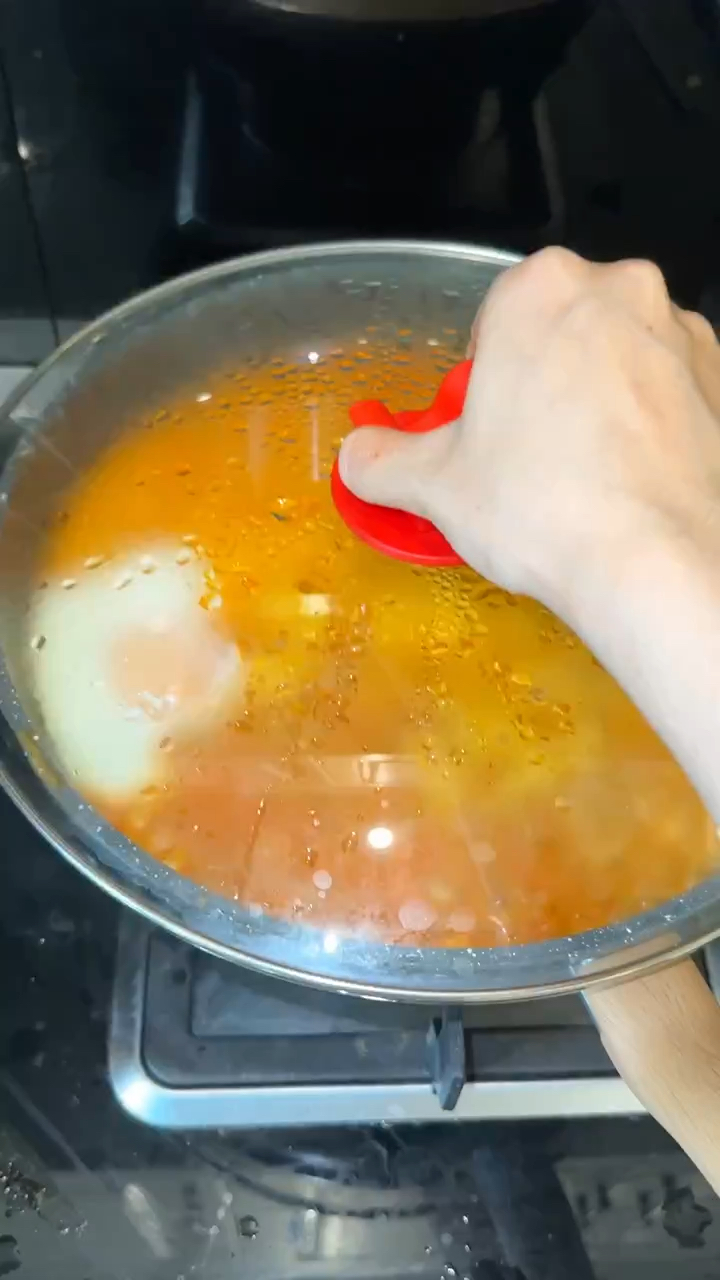 吃个火鸡面和炸鸡