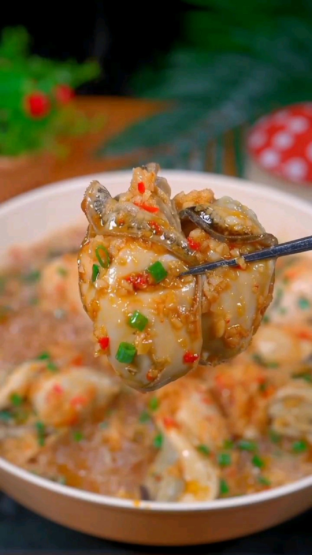 蒜蓉粉丝生蚝做法,学会了再也不用去烧烤摊了