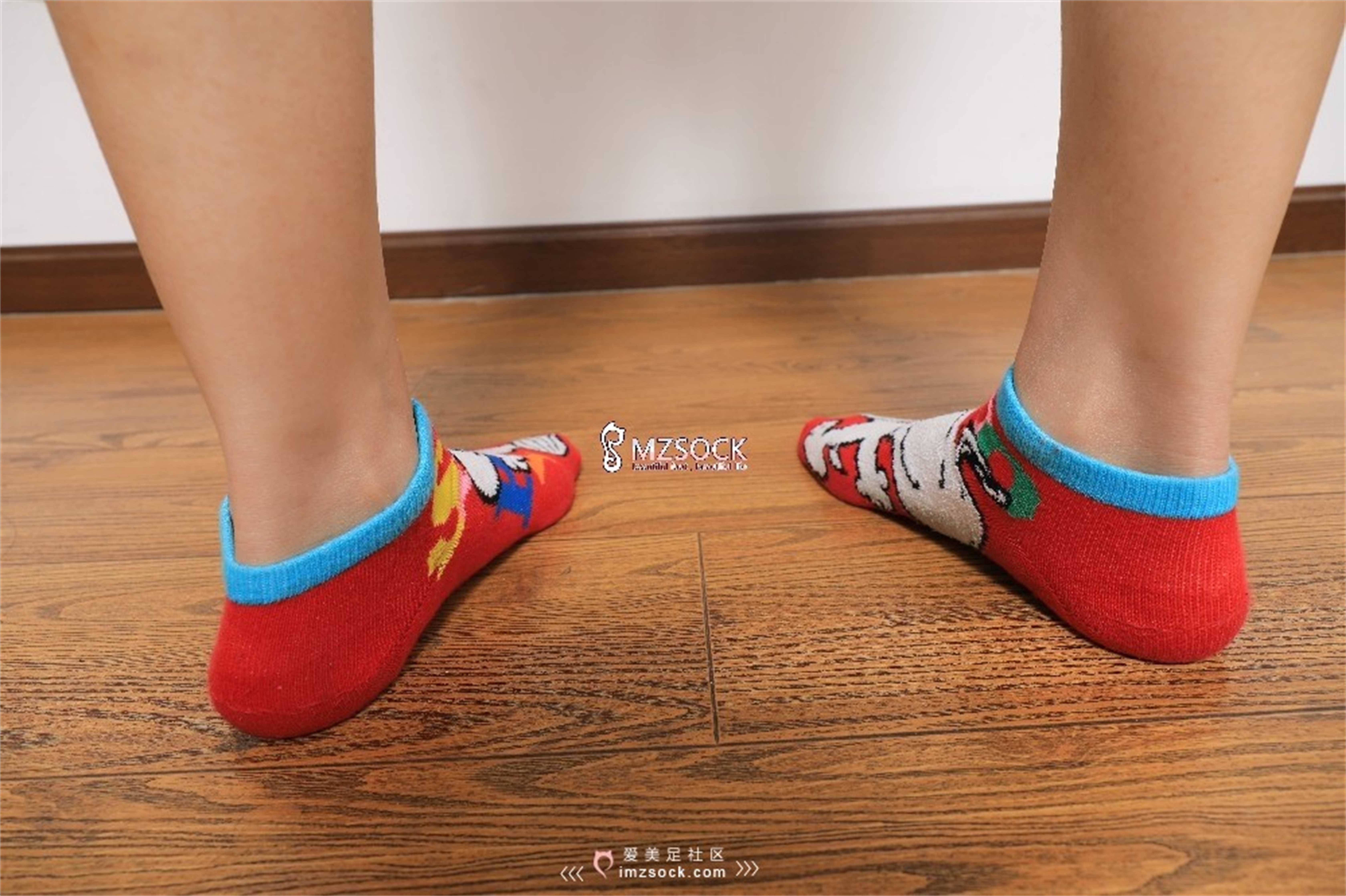 图片[30]-[MZSOCK]爱美足 NO.058 大长腿叮叮[91P258M]-六色网