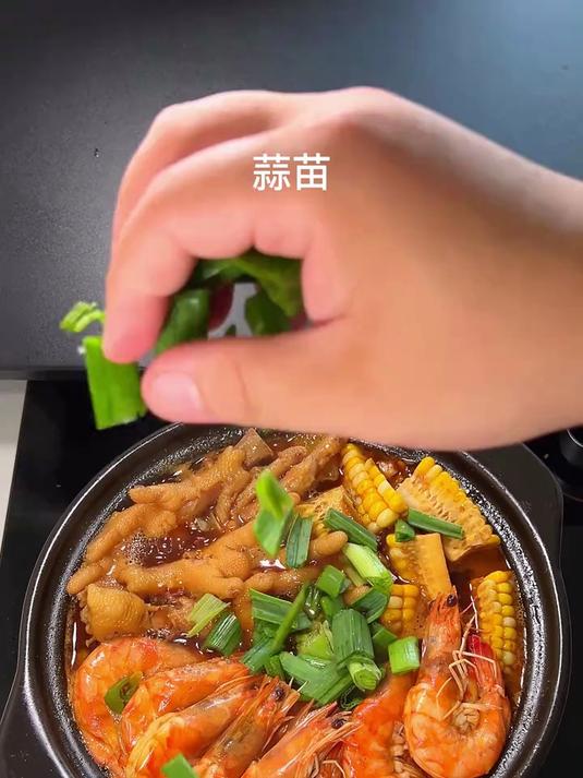 鸡爪虾煲，简单好吃下饭