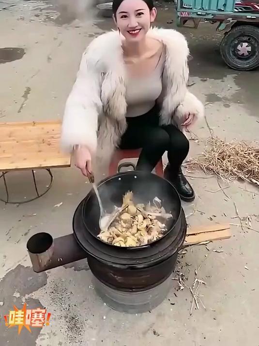 多功能煮蛋器早餐机,各种鸡蛋都能轻松拿捏,还能蒸包子粗粮!