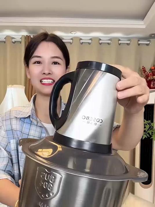在家包饺子太省事!有了这款绞肉机,不用手工剁馅,轻松又快捷。#绞肉机#