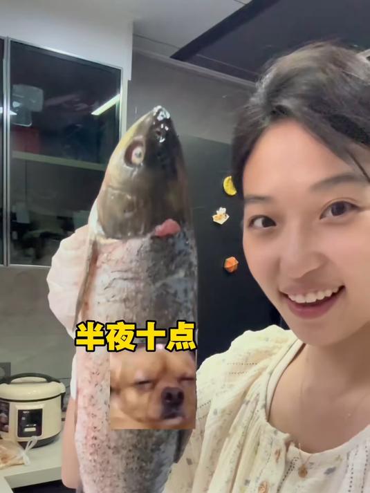 万万没想到70后小男孩这么喜欢吃西湖醋鱼……