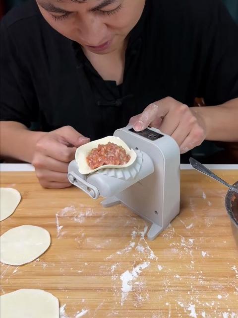 双头全自动包饺子神器 家用小型 懒人压皮包饺子便捷工具