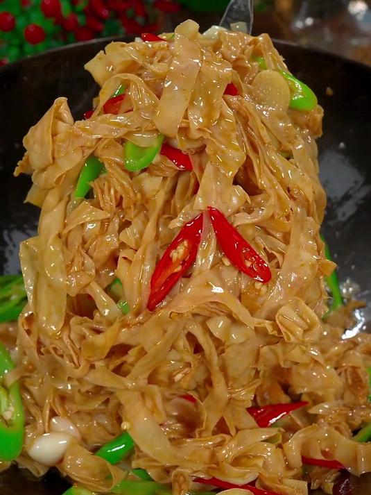 干豆皮丝凉拌脆爽可口,真美味?