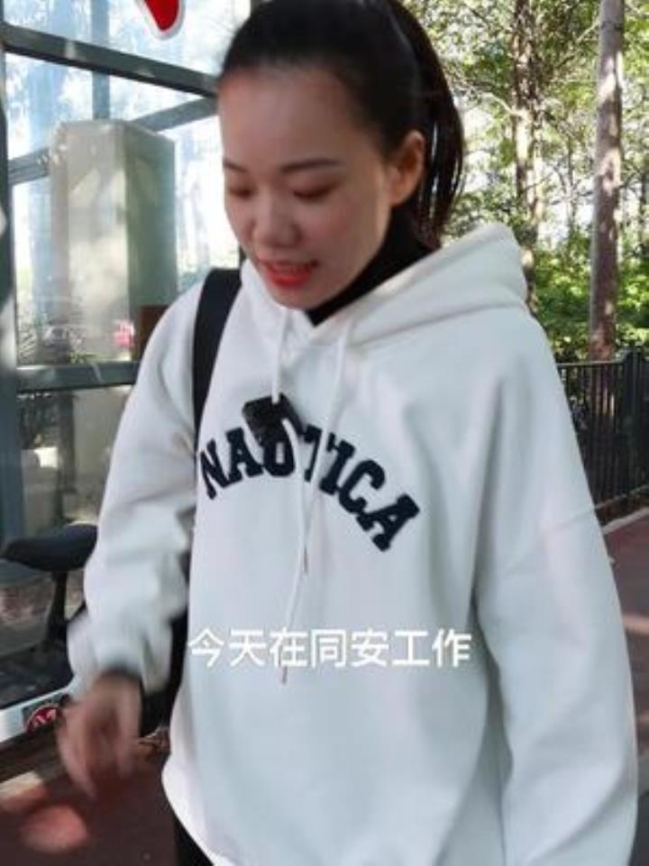 下班之余,去吃了同安封肉,也了解了每块封肉制作的不易,希