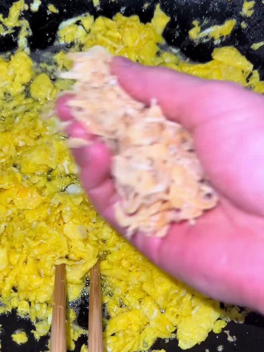 想吃韭菜鸡蛋馅饺子了下了20个