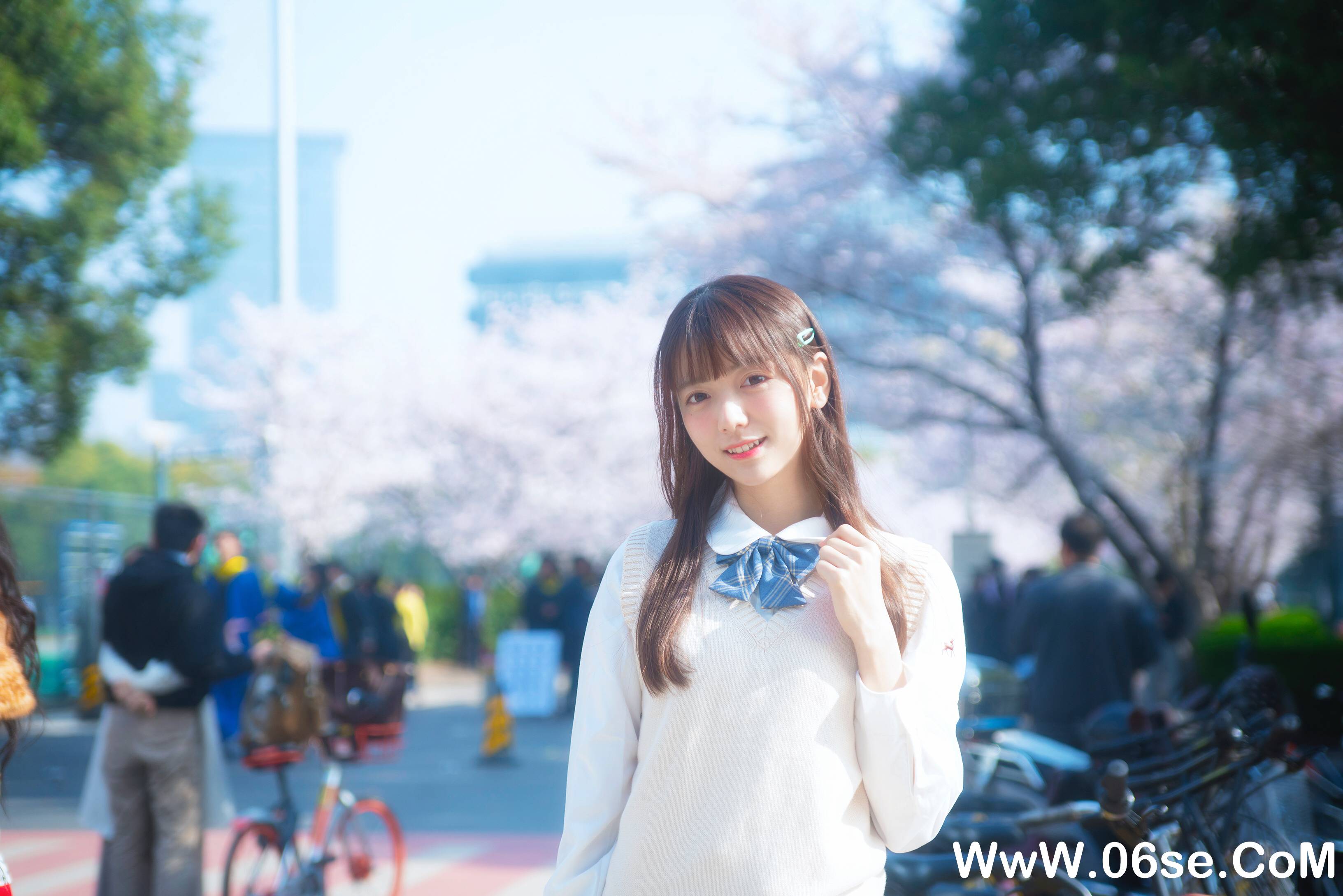 图片[5]-陆卿卿kyokyo NO.001 — 樱花与JK[9P41M]-六色网