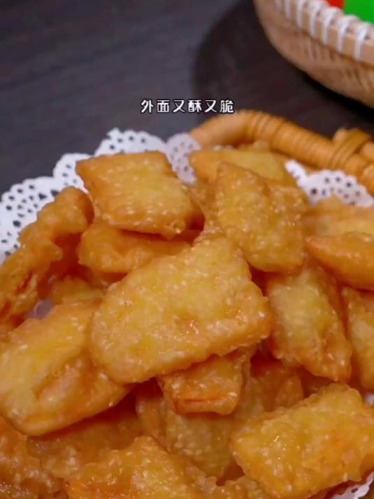 炸红薯片制作方法,酥香软糯,适合全家人享用