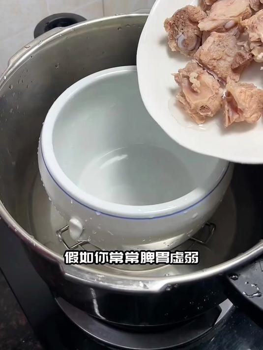 茶树菇排骨汤：养生汤中的宝藏，喝过都说好