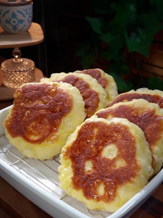 这个油条饼软得不像话了