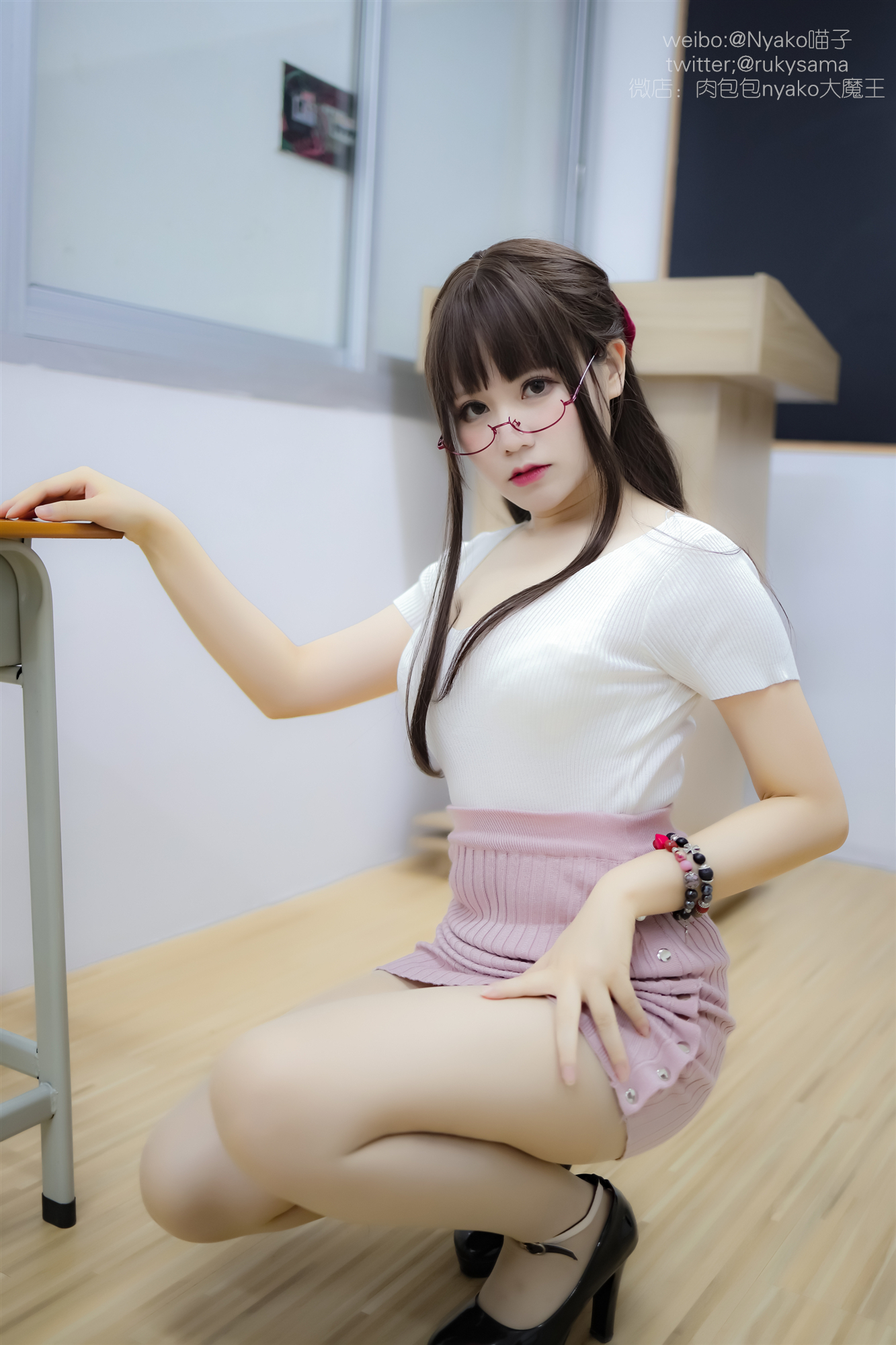 图片[39]-Nyako喵子 NO.010 – 欲求不满的老师[122P221M]-六色网