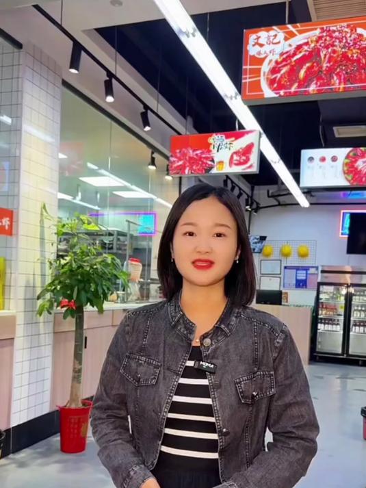 醴陵探店:脆皮鸡打边炉,你喜欢吃吗?