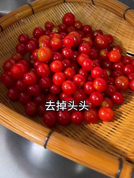 贵州人民的夏天怎么能少得了红酸汤开胃呢