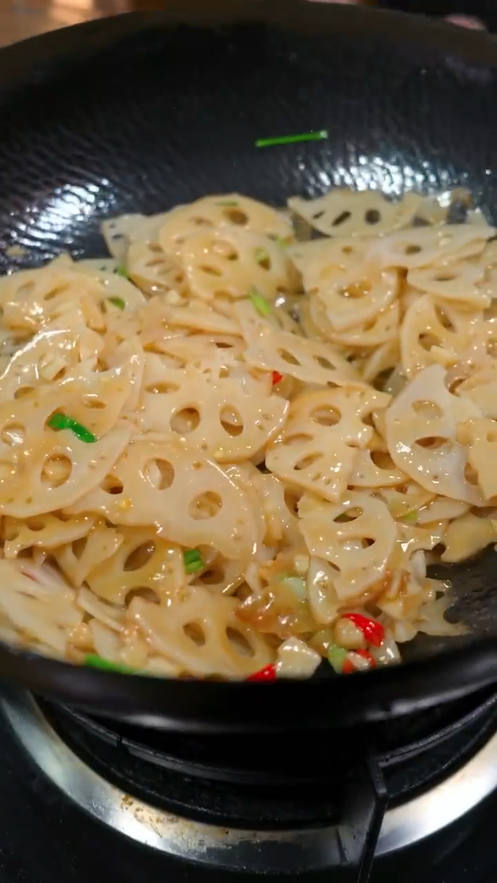 清炒藕片,像这样做,清爽好吃