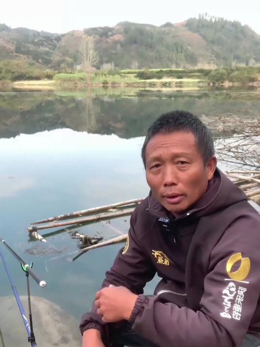 现在的小综合钓鱼竿，大都被带偏了
