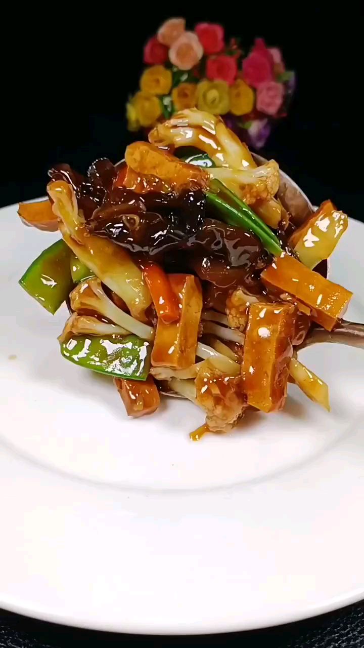 分享美食菜花炒木耳做法