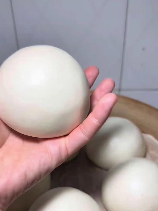 做馒头我强的可怕，不加酵母做传统老面馒头，越嚼越香