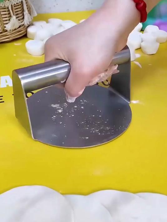 汉堡店都在用的肉饼模具,有了它在家也可以做出圆圆的肉饼