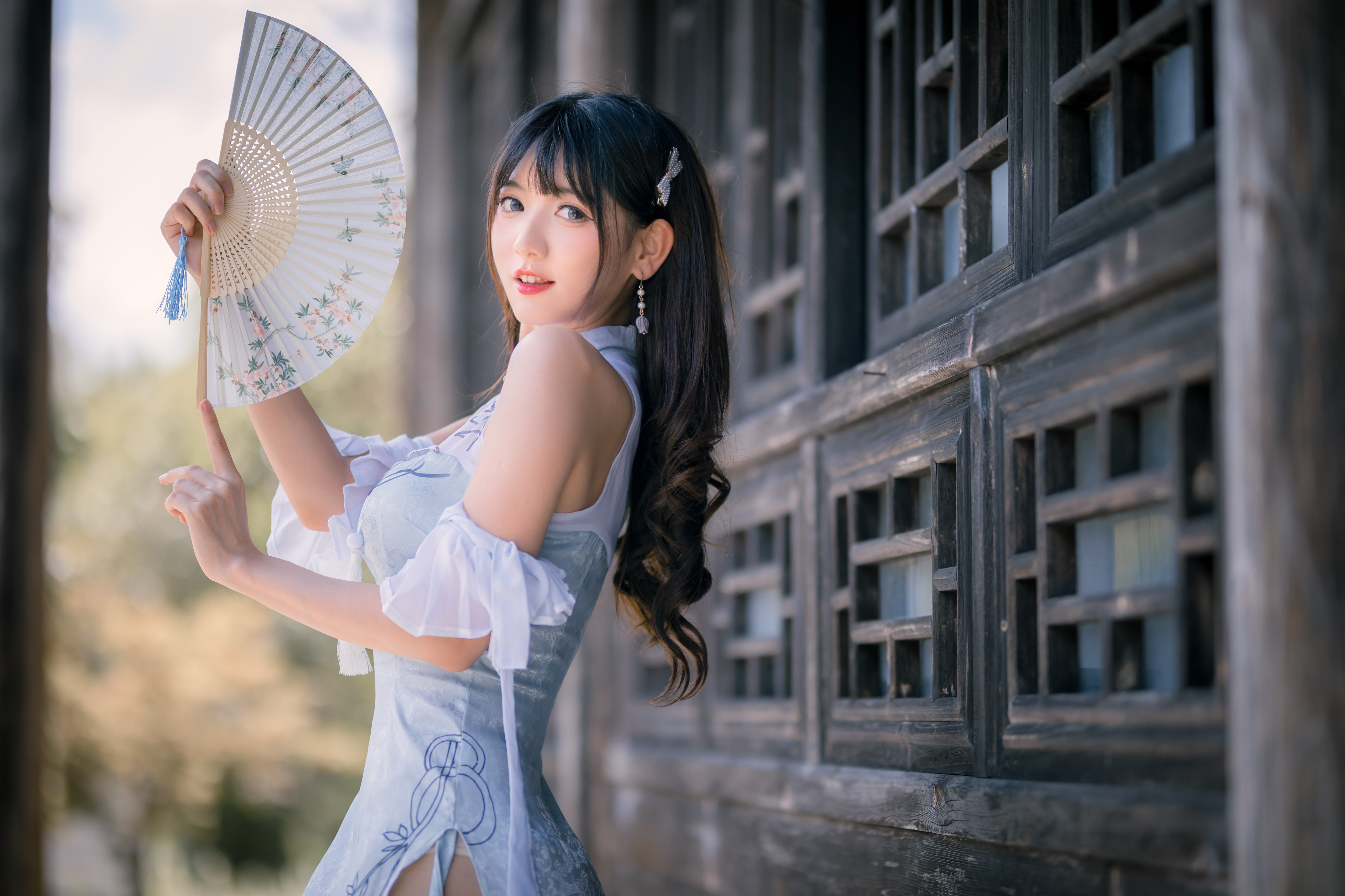图片[2]-陆卿卿kyokyo NO.009 — 蓝色旗袍 [24P103M]-六色网