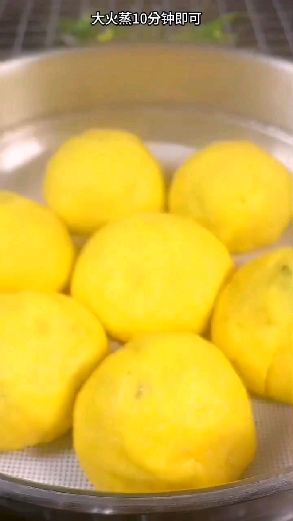 玉米面菜馅篓子的做法