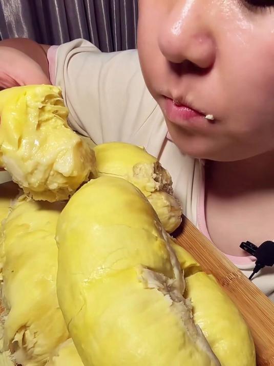 居家甜品原材料，金枕榴莲果肉绵密易压成泥。#种草官计划#
