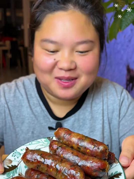 炒饭加点它，秒变豪华版！米饭粒粒分明，裹着腊肠香