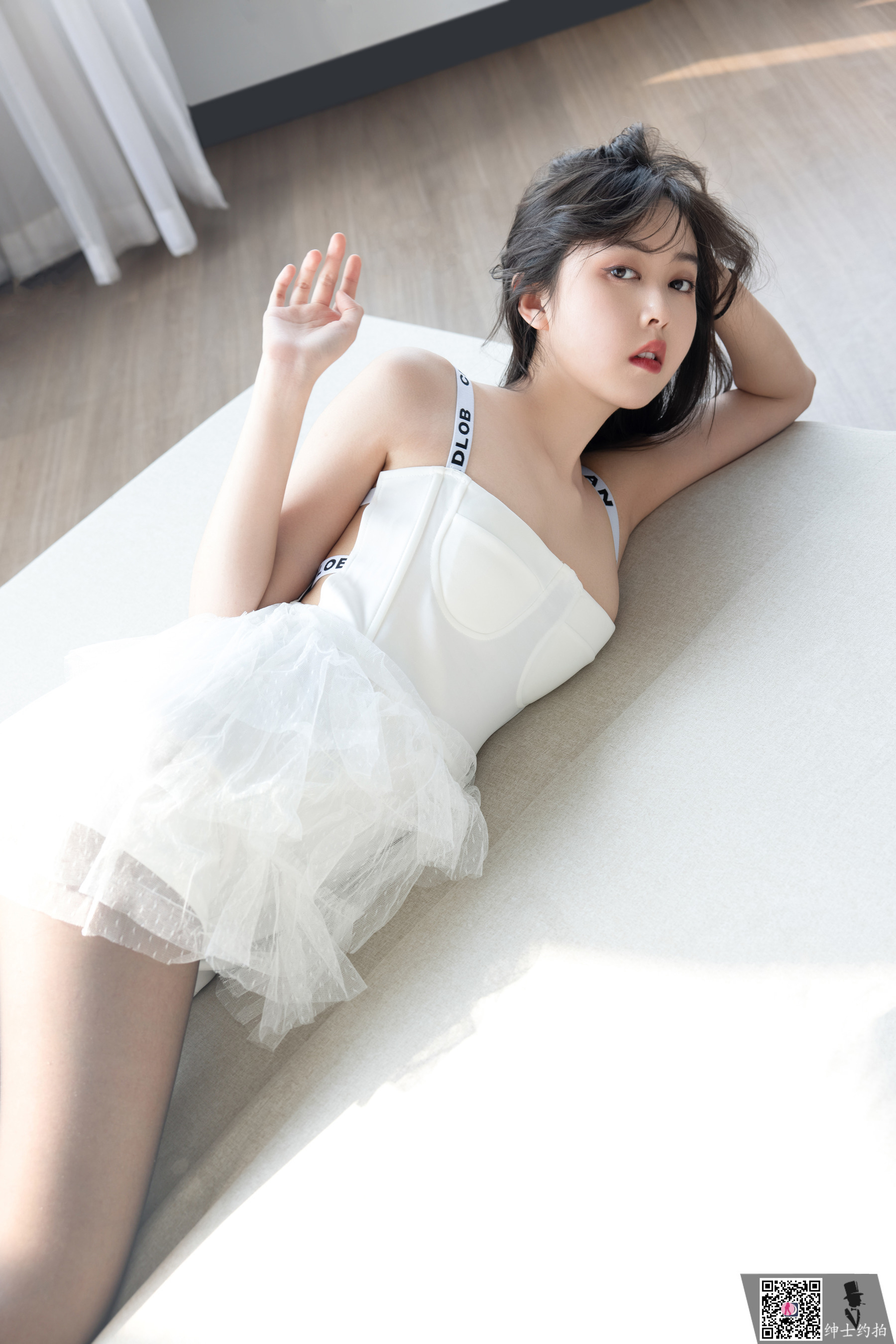 SHENSHI绅士 – SS025 美惠子[46P40M]-六色网