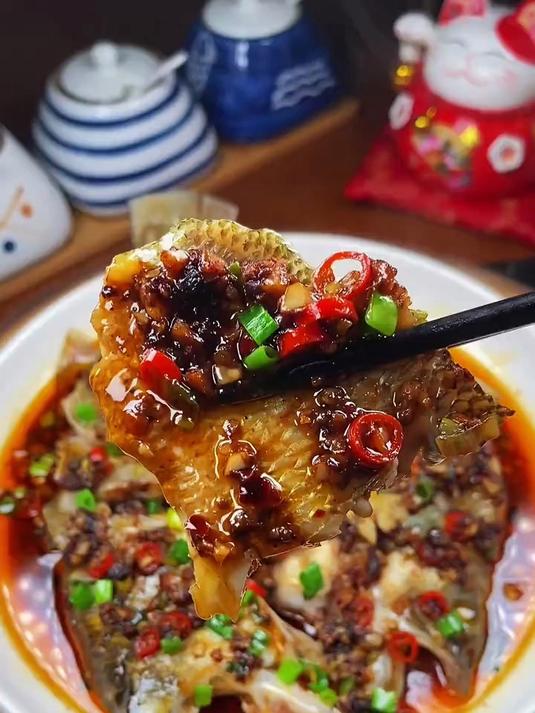 做一道这个好吃又下饭的豆豉蒸鲈鱼吧