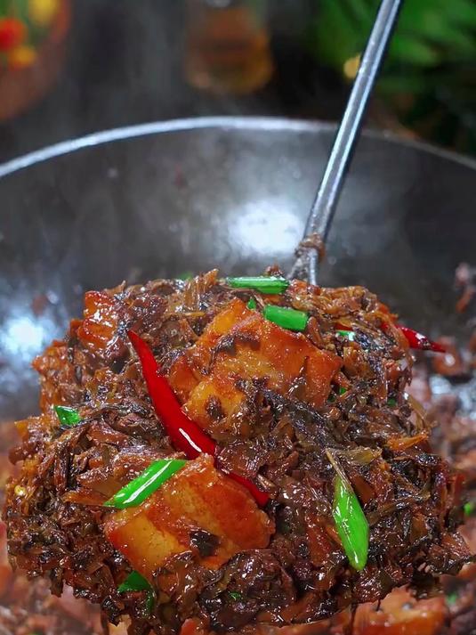美味可口的梅干菜烧肉