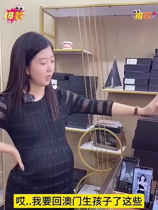 派克服,比羽绒服好穿,比貂暖和,今年流行这款