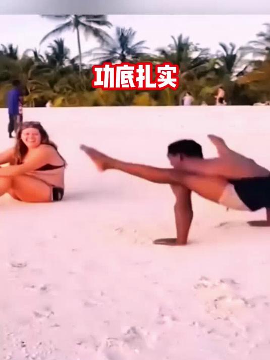 街边高热量小吃香气扑鼻_饮食自律瞬间土崩瓦解