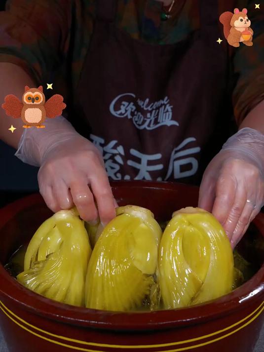 不止泡面搭档！老坛酸菜的 N 种吃法，解锁家常新风味