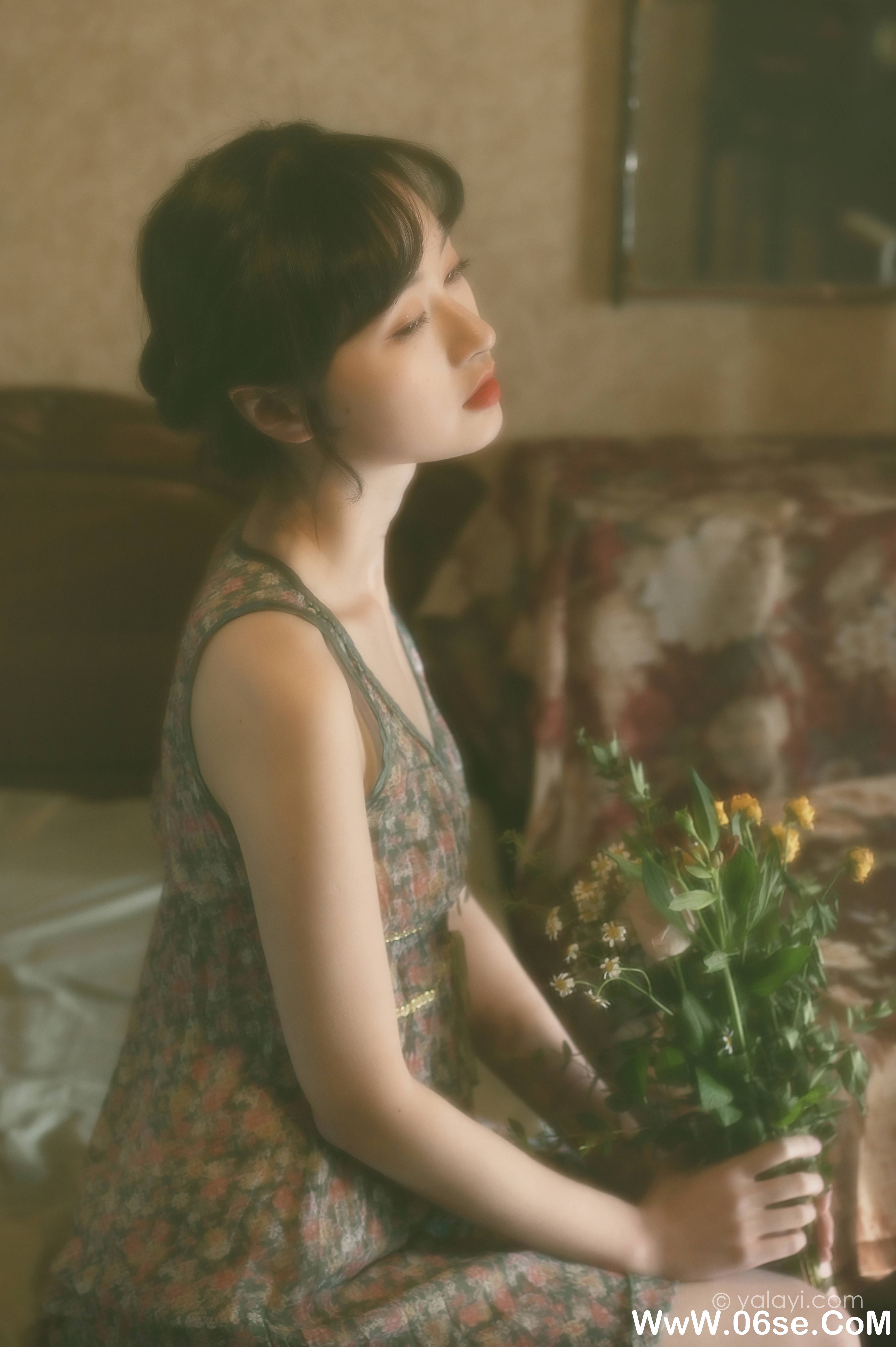 图片[35]-[YALAYI雅拉伊] 2021.03.03 NO.767 京京《拥抱着你送的花》[34P+1P525M]-六色网