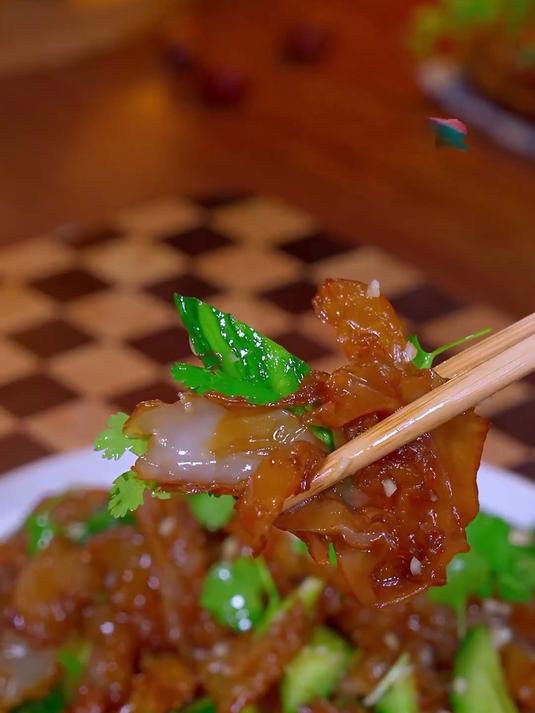美味野生海蜇头,轻松凉拌,简单又好吃