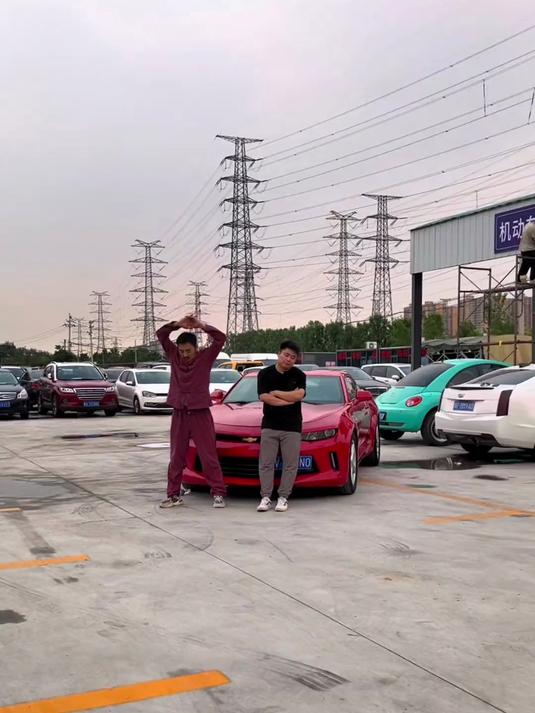 大家帮我做一下证,是美女自己要换野马的