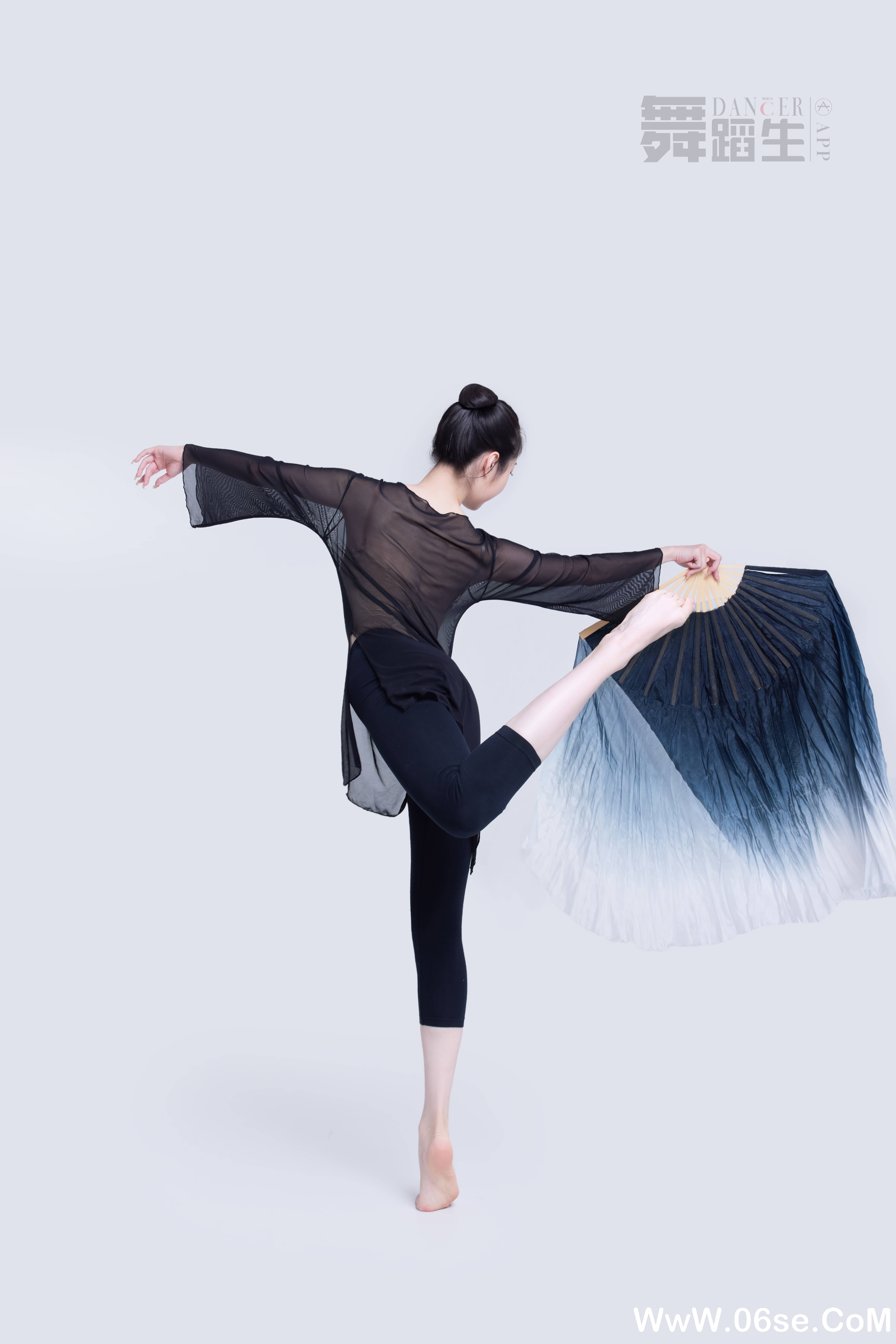 图片[23]-[GALLI嘉丽]舞蹈生日记 087 – 婀娜多姿 景思佳[41P228M]-六色网