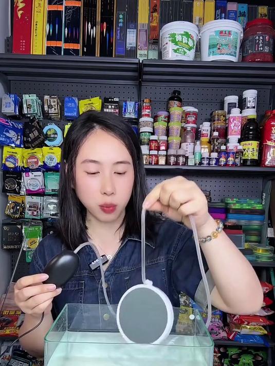 迷你鱼缸增氧泵 USB接口家里停电出去钓鱼都能用!