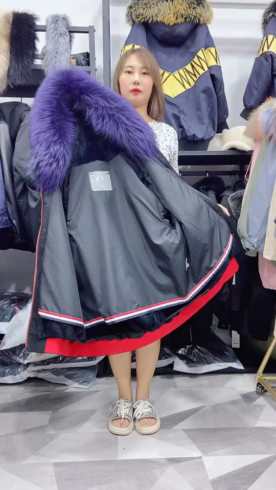 女士韩版派克服中长款遮肉显瘦专柜品质