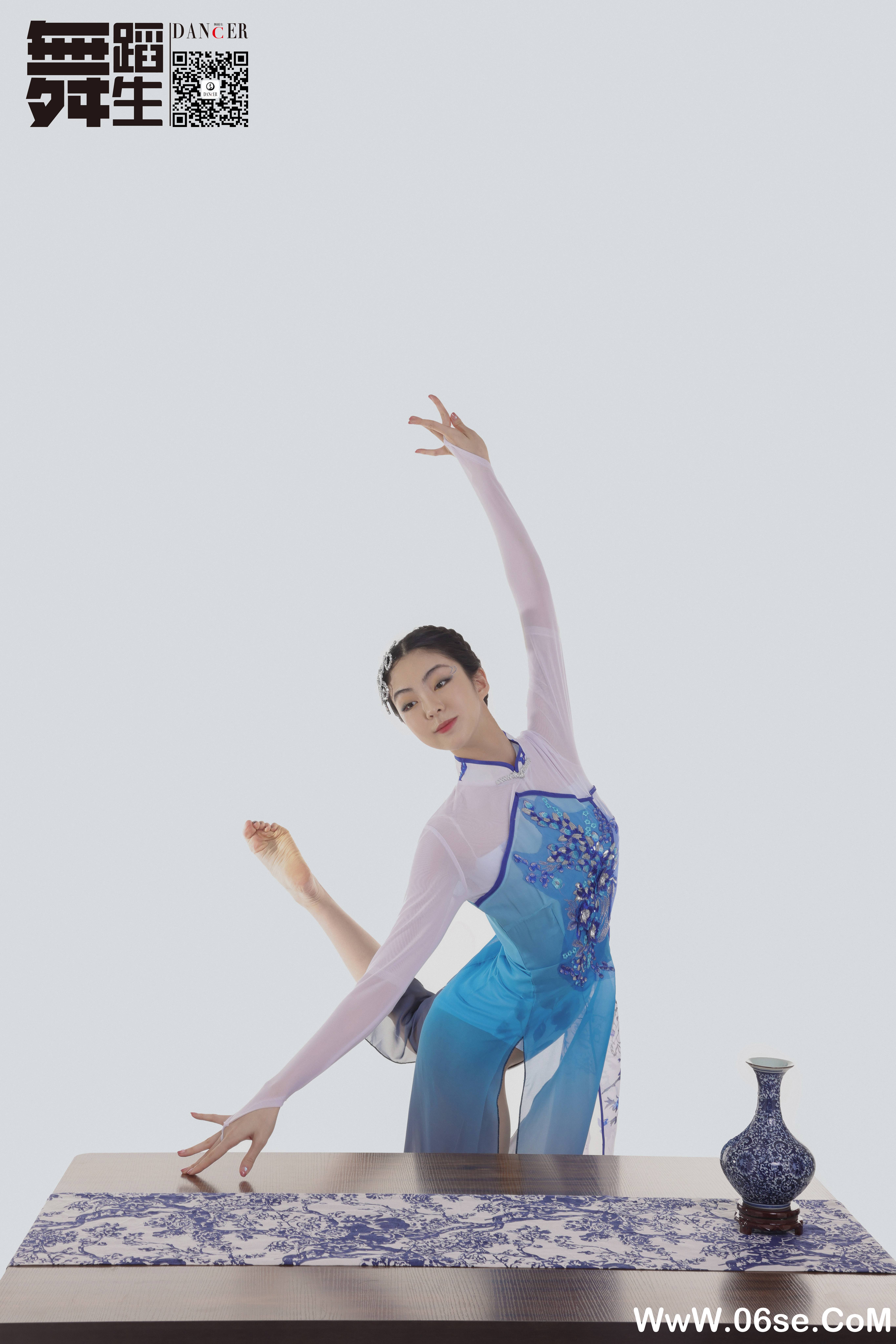 图片[25]-[GALLI嘉丽]舞蹈生日记 104 – 青花瓷 韩玉彤[43P397M]-六色网