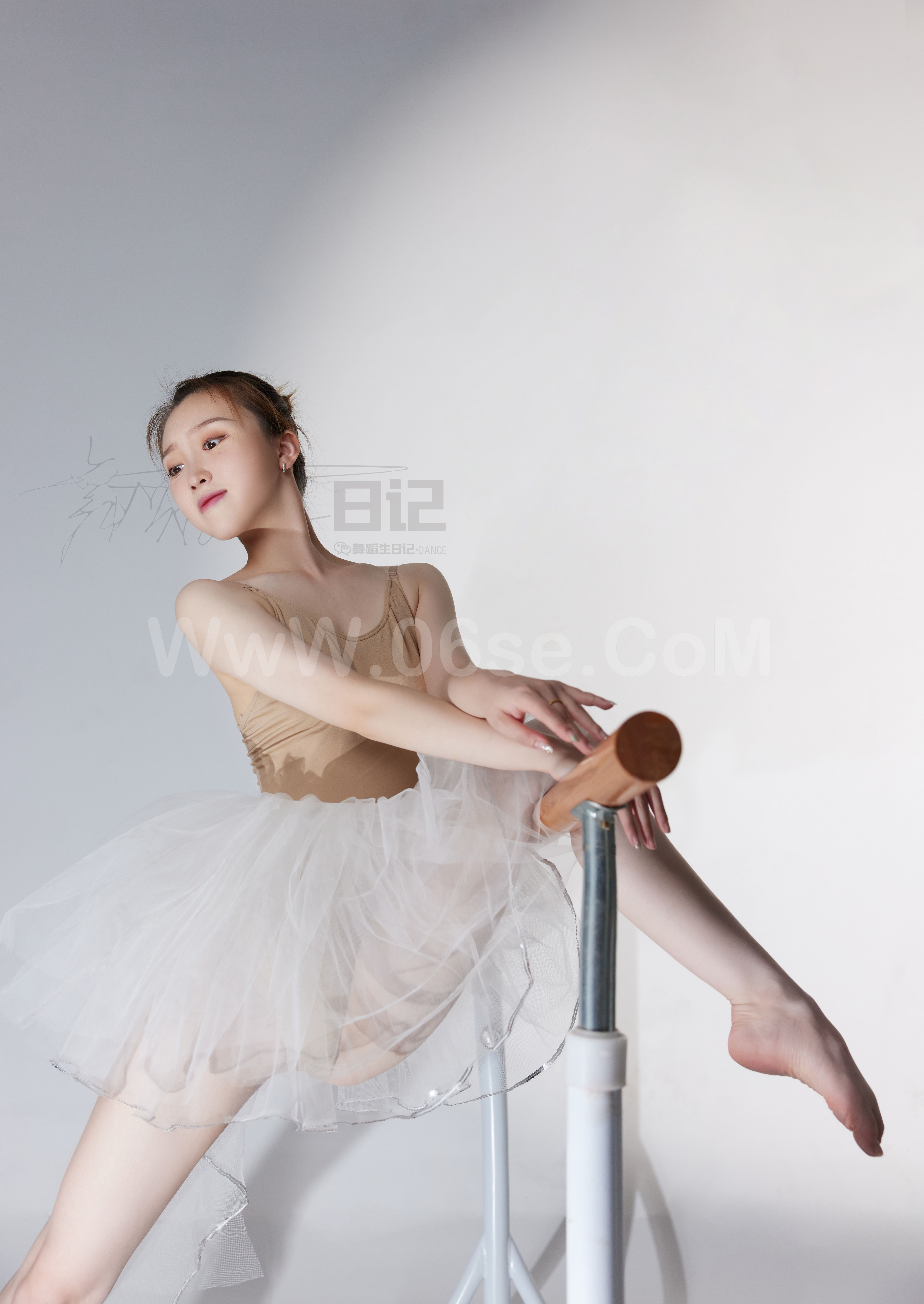 图片[27]-[GALLI嘉丽]舞蹈生日记 076 – 高雯雯[41P／315MB]-六色网