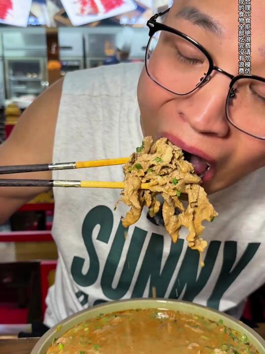 老板居然全网在找我，刚好天凉了就炫顿铜锅涮肉给他上一课！