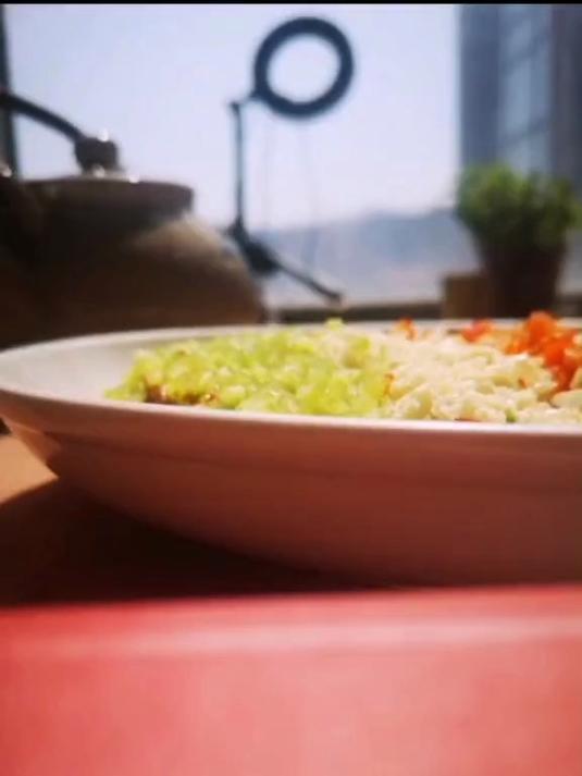 饭店特色菜(彩虹茄子)非常好吃!