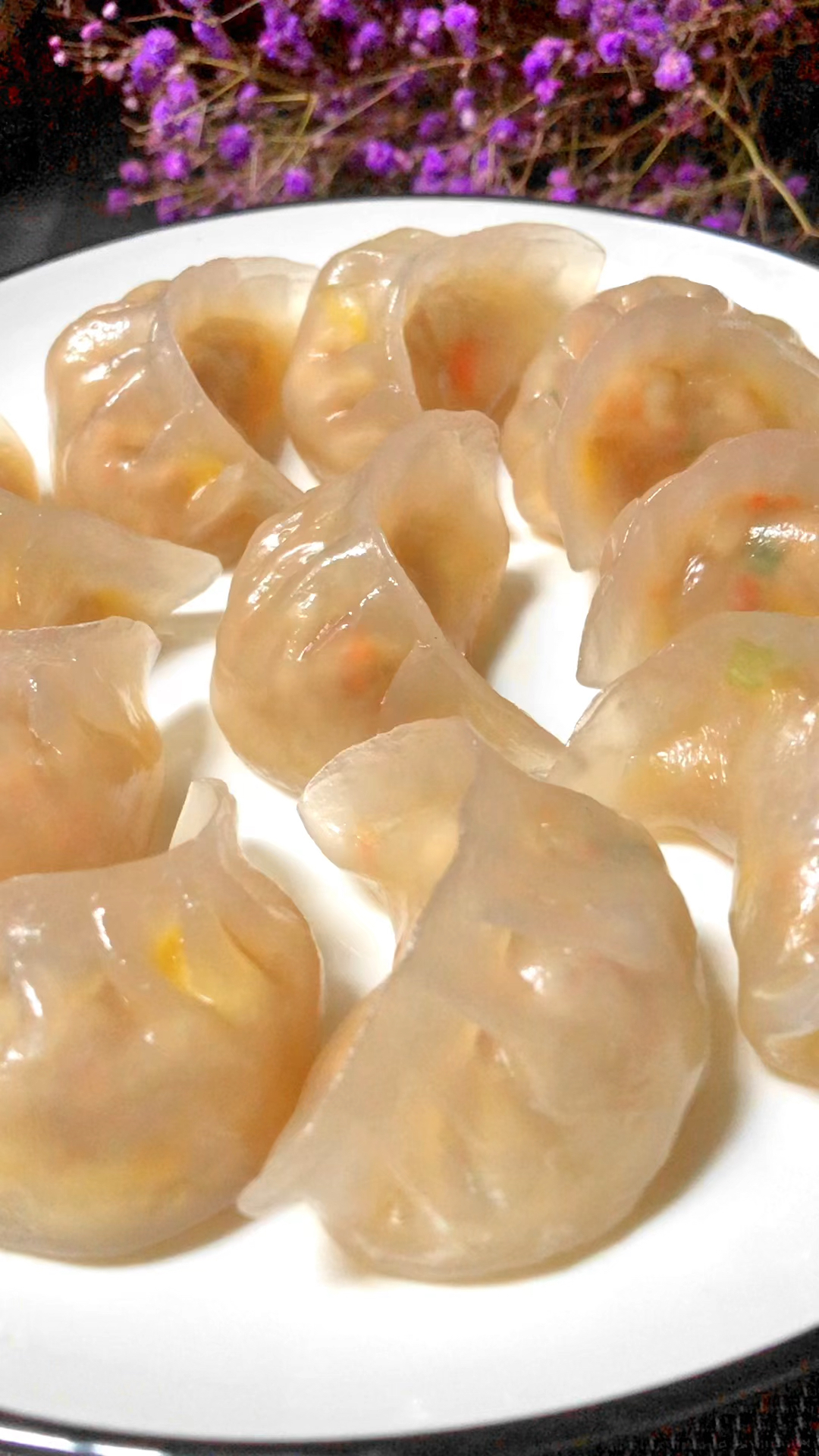 这样做的水晶蒸饺不开裂不破皮,扣弹有嚼劲儿,每次做孩子都抢着吃