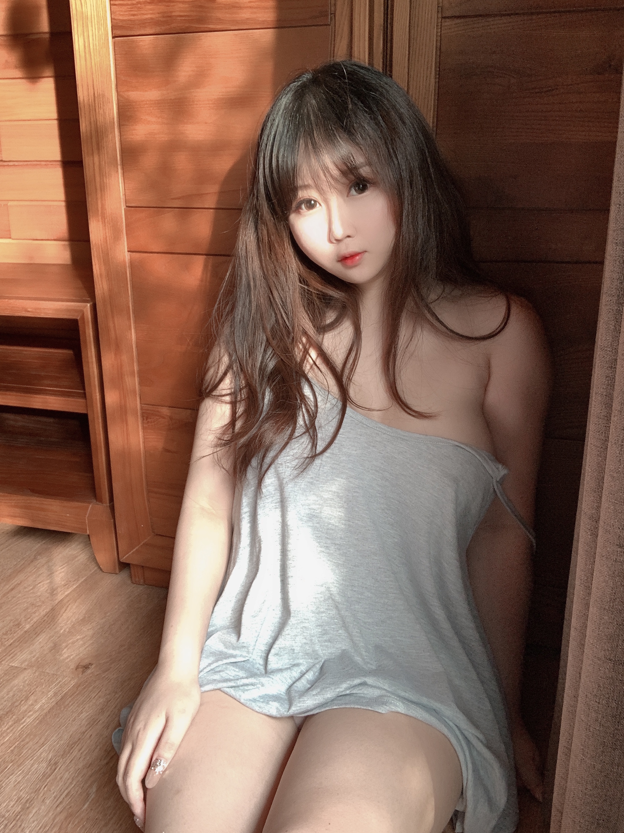 图片[28]-是依酱吖 NO.004 – 光 [34P88M]-六色网
