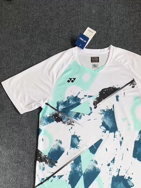 水彩墨设计,面料舒适透气,版型修身,YY辣子鸡同款羽毛球服