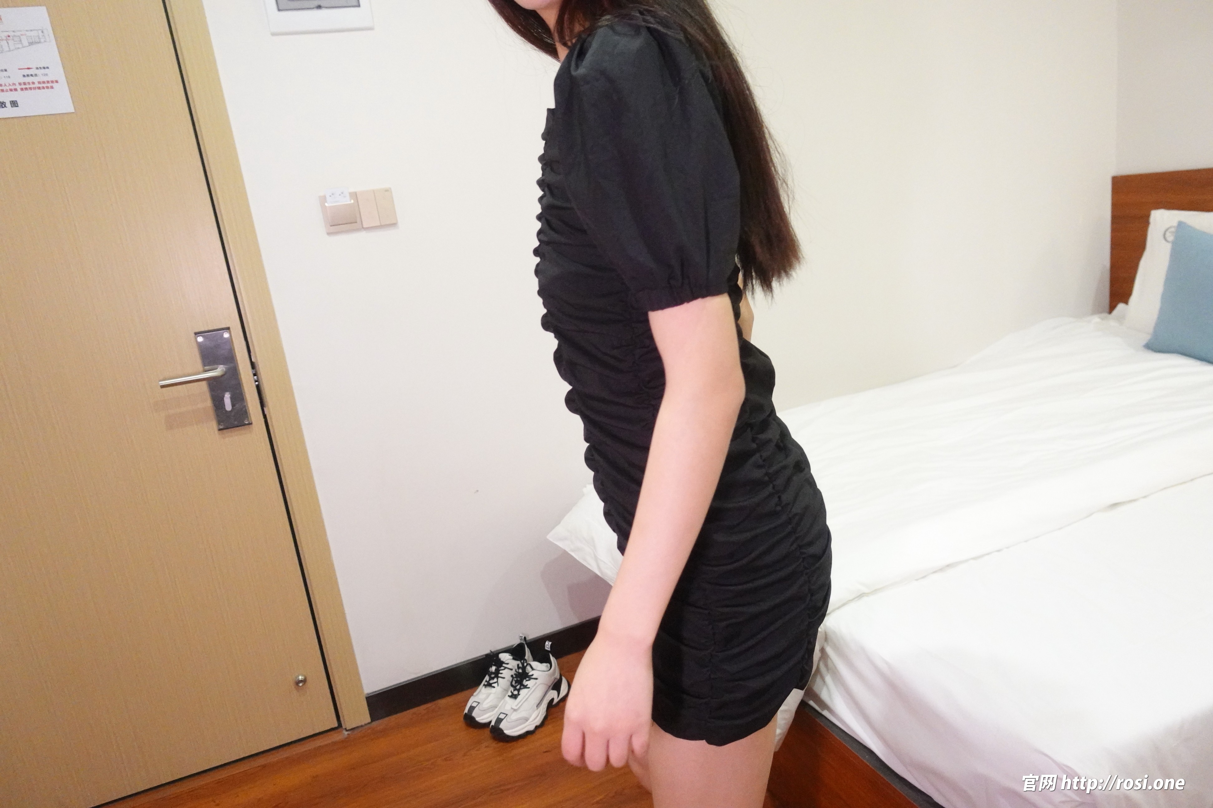 图片[3]-[ROSI写真]2022.01.15 NO.3694[128+1P／159MB]-六色网