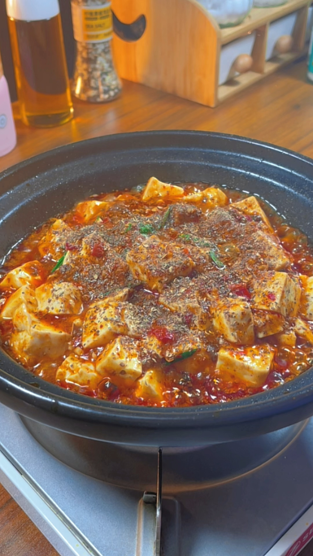 你吃过正宗的麻婆豆腐吗?今天手把手教你正宗做法,它的麻辣酥香鲜嫩烫堪称一绝～