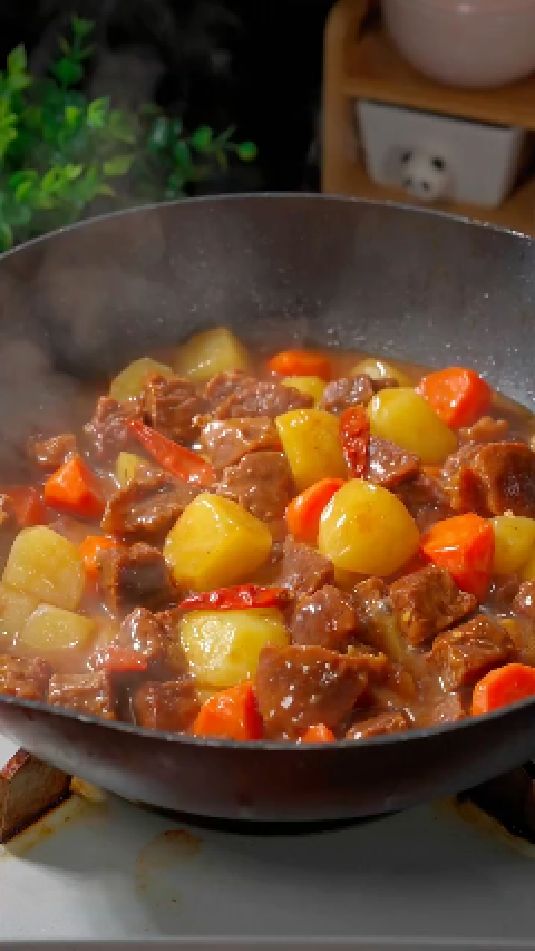 牛肉炖土豆的做法