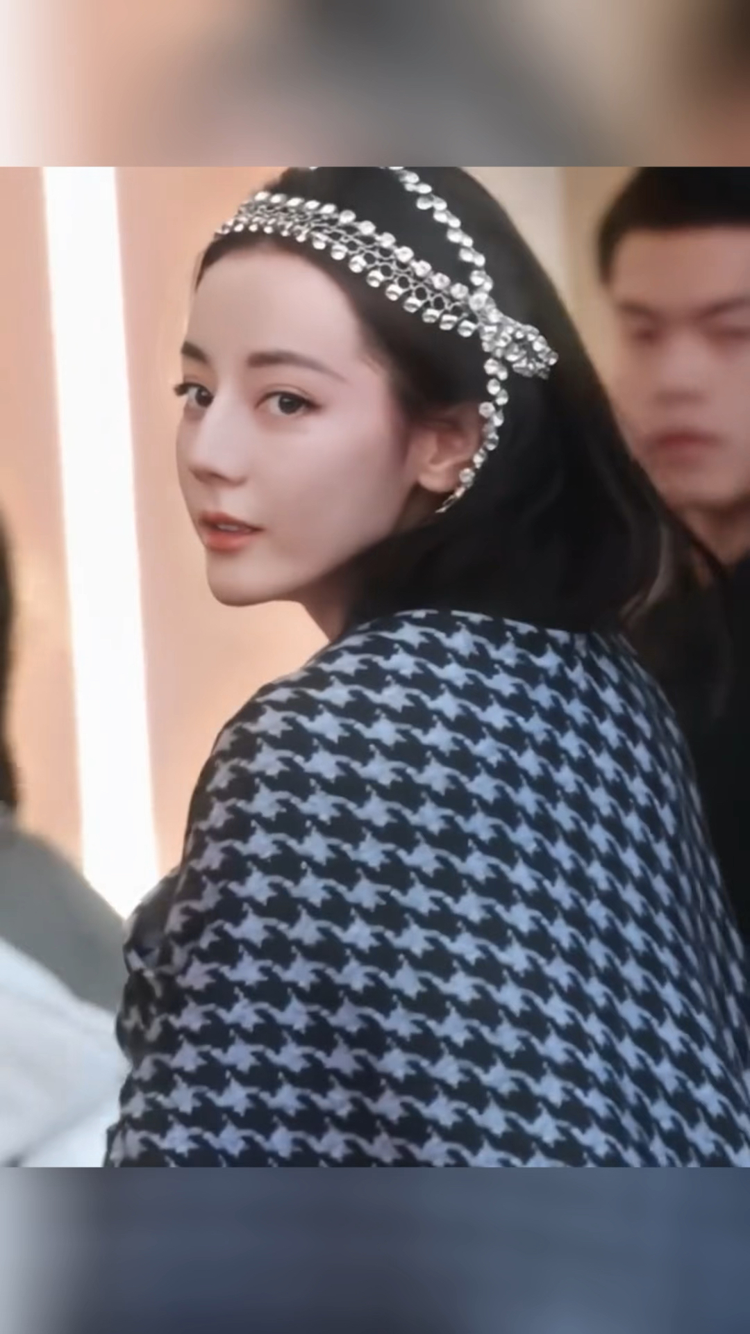 迪丽热巴不愧是红毯定海神针,美人鱼造型又美出了新高度!